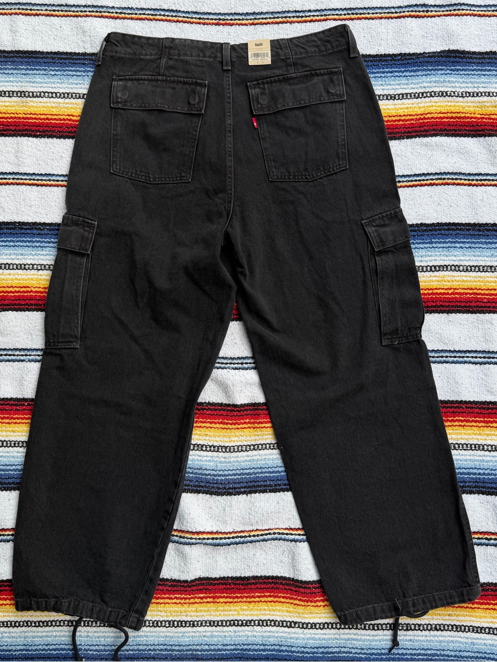 Levi's Black 90’s Baggy Cargos - Picture 2 of 6